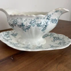 Saucière en faïence de Maastricht modèle Clara