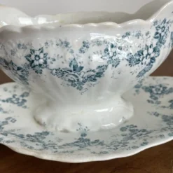 Saucière en faïence de Maastricht modèle Clara