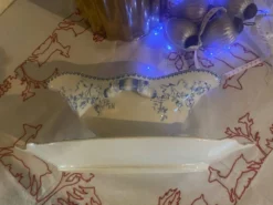 Saucière en faïence modèle Mozart estampillée Sarreguemines