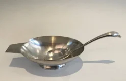 Saucière en forme de cygne en métal argenté