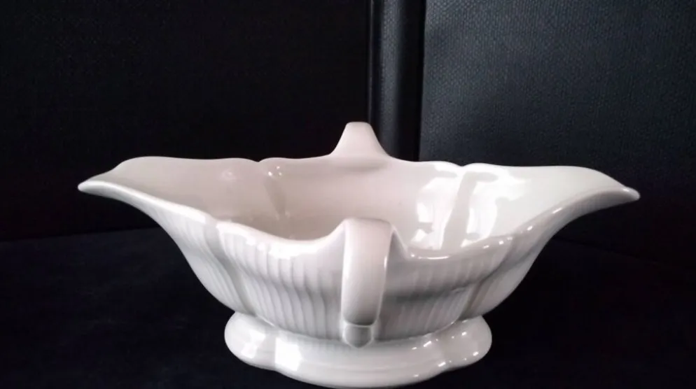 Saucière en porcelaine blanche Pillivuyt