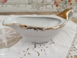 Saucière en porcelaine blanche evor france frise croisillons dorés