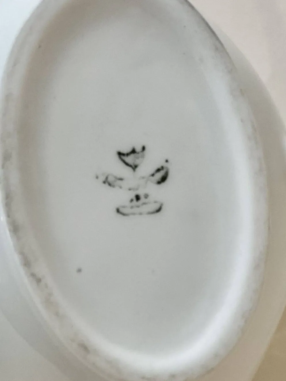 Saucière en porcelaine de Limoges