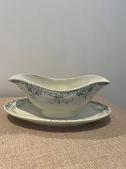 Saucière en porcelaine KG Luneville
