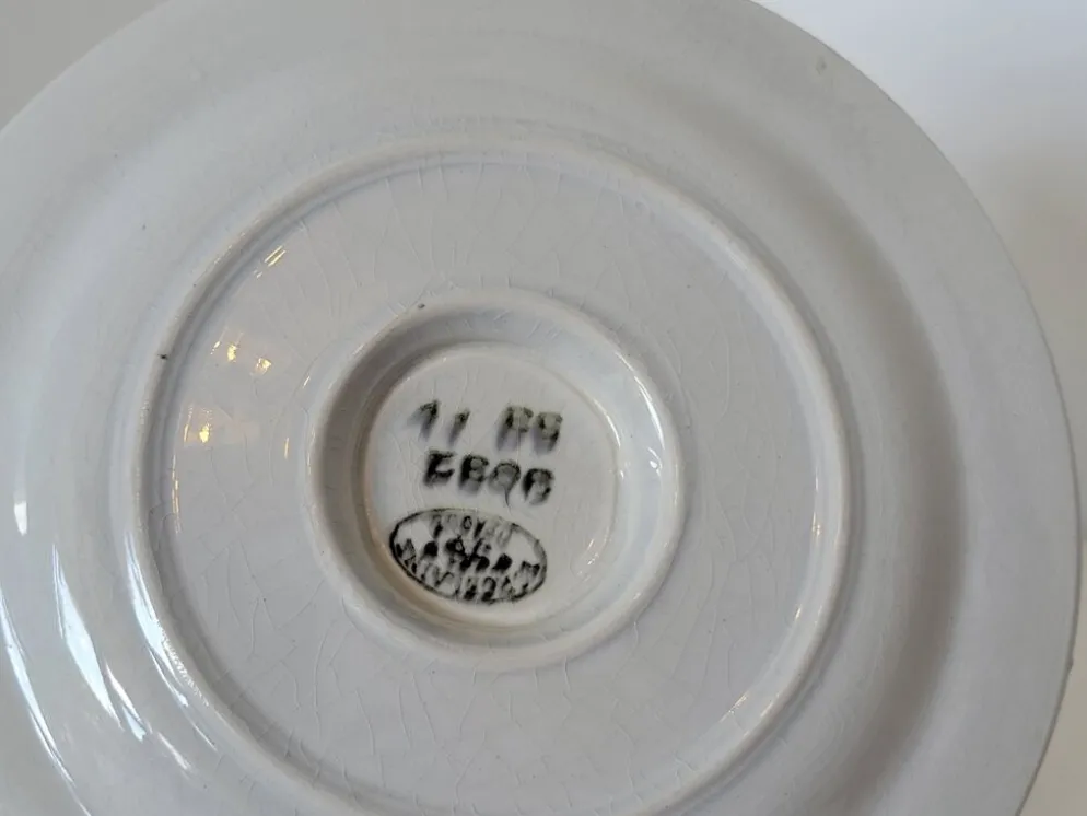 Saucière en porcelaine opaque décor carreaux