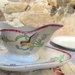 Saucière en terer de fer polychrome 