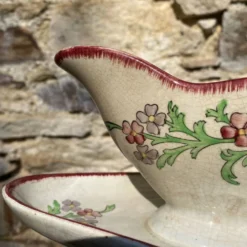 Saucière en terer de fer polychrome 