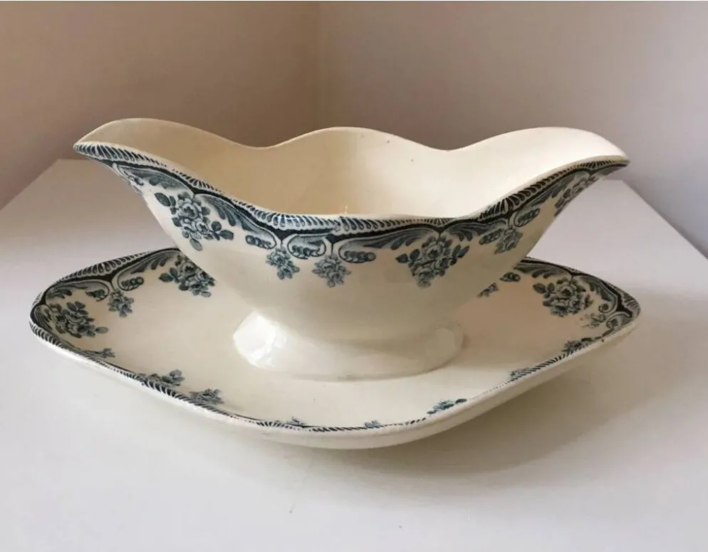 Saucière en Terre de Fer Choisy le Roi modèle Bordeaux