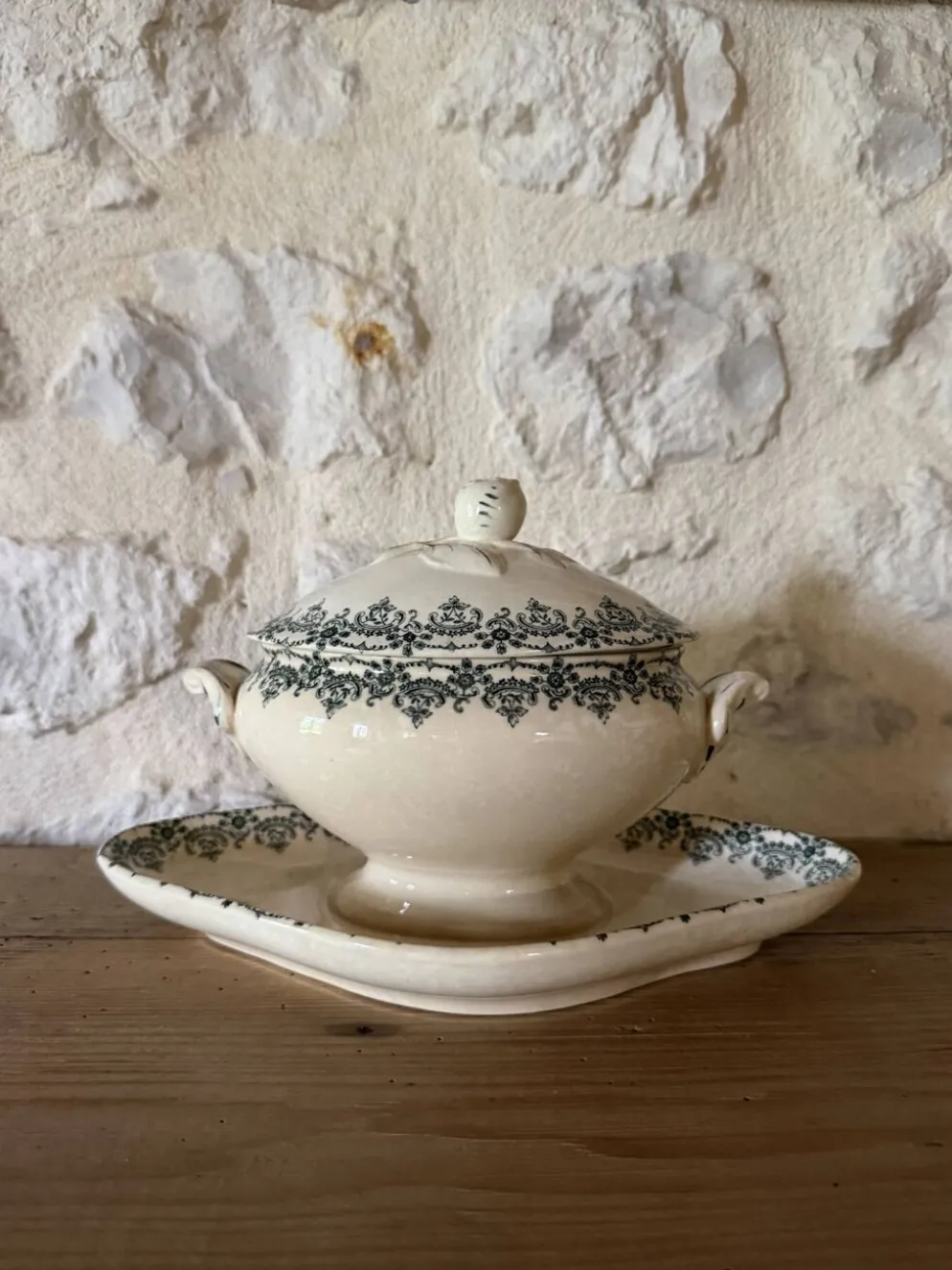 Saucière en terre de fer H.Boulenger