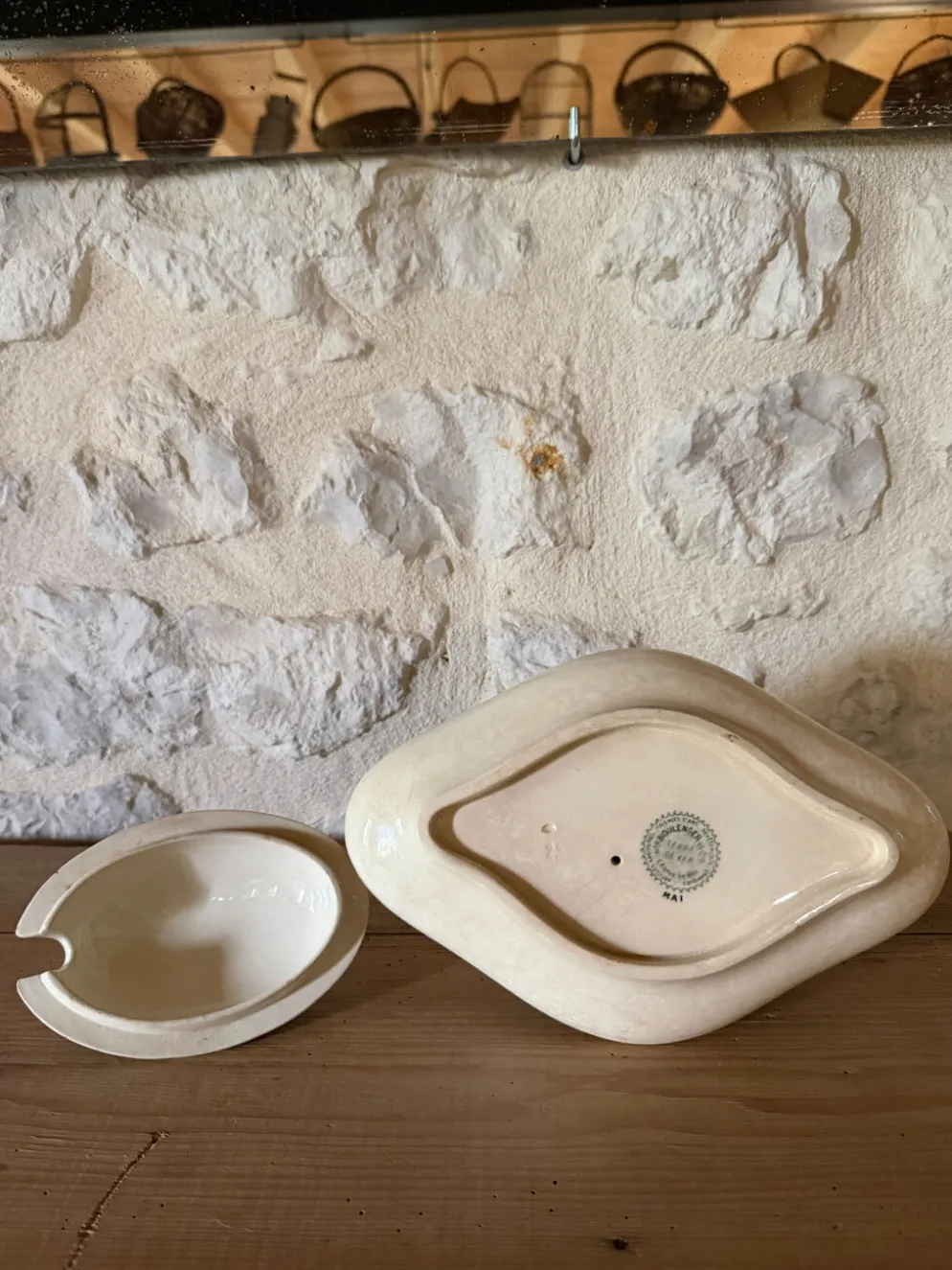 Saucière en terre de fer H.Boulenger