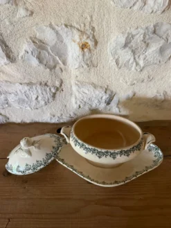 Saucière en terre de fer H.Boulenger