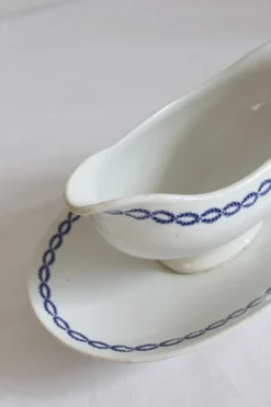 Saucière en terre de fer 
