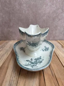 Saucière en terre de fer Saint-Amandinoise modèle Margot – décor bleu ancien