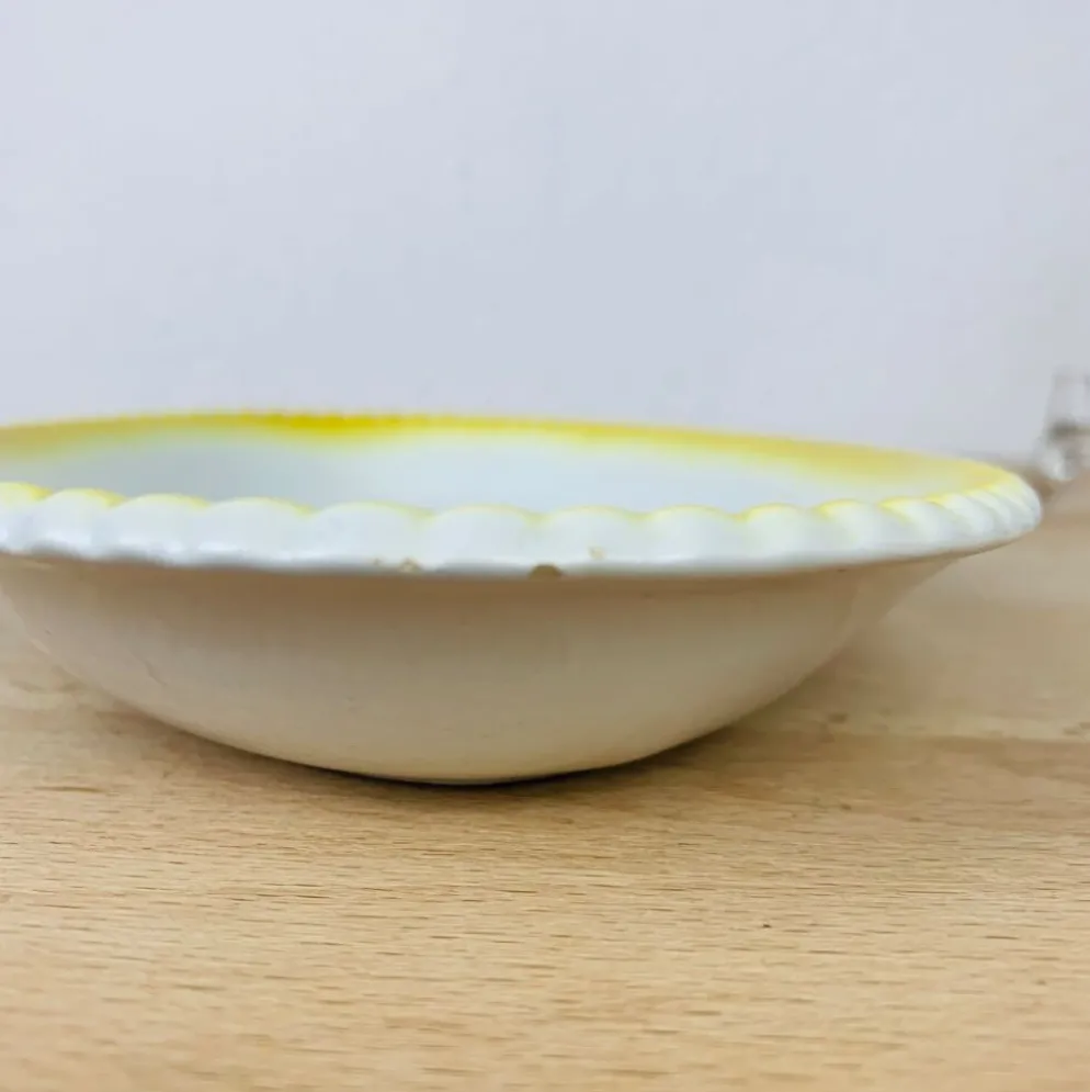 Saucière et deux raviers en faïence vintage