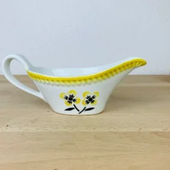 Saucière et deux raviers en faïence vintage