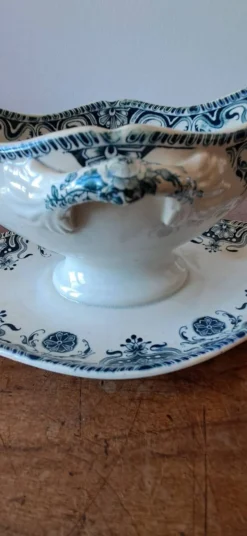 Saucière Etoilé de Badonviller. Terre de fer
