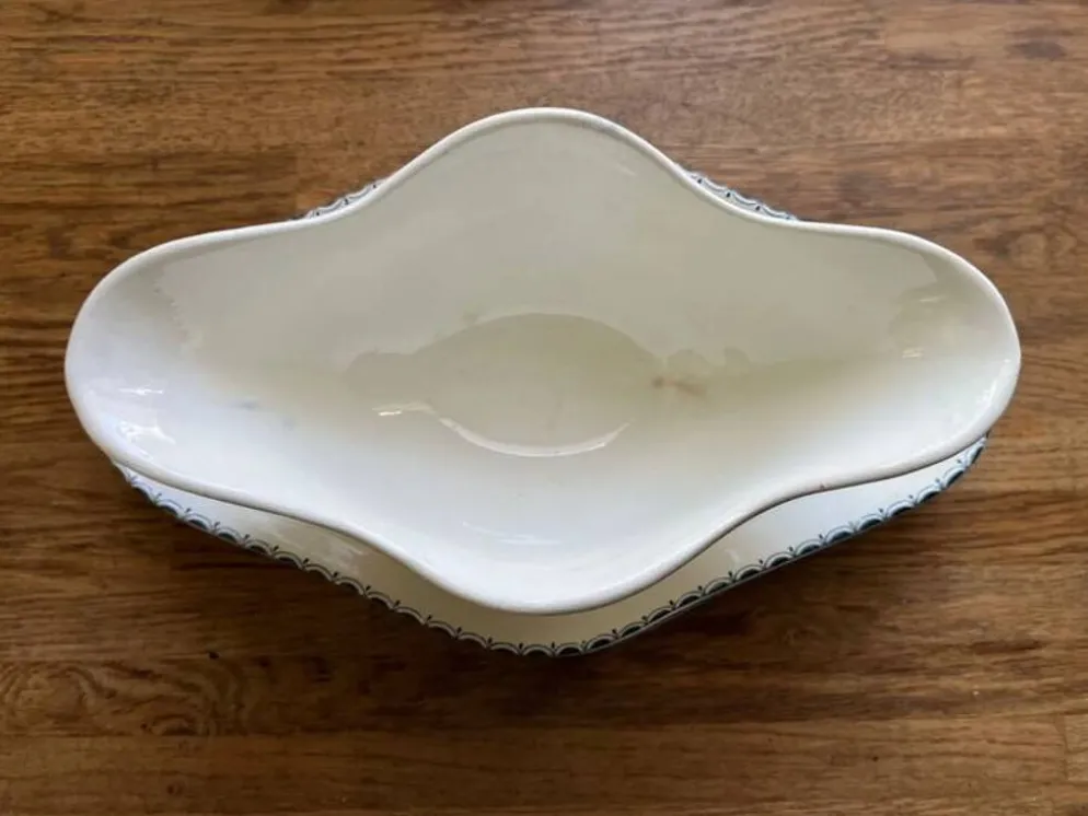 Saucière et plat faïence ancienne Salins - Terre de fer
