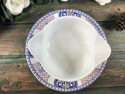Saucière et son dormant Gien Royal