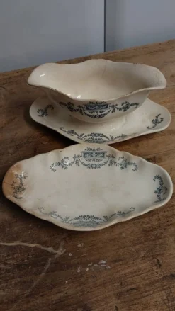 Saucière et soucoupe Longchamp