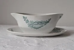Saucière faïencerie de Pexonne. Modèle Champêtre Terre de fer