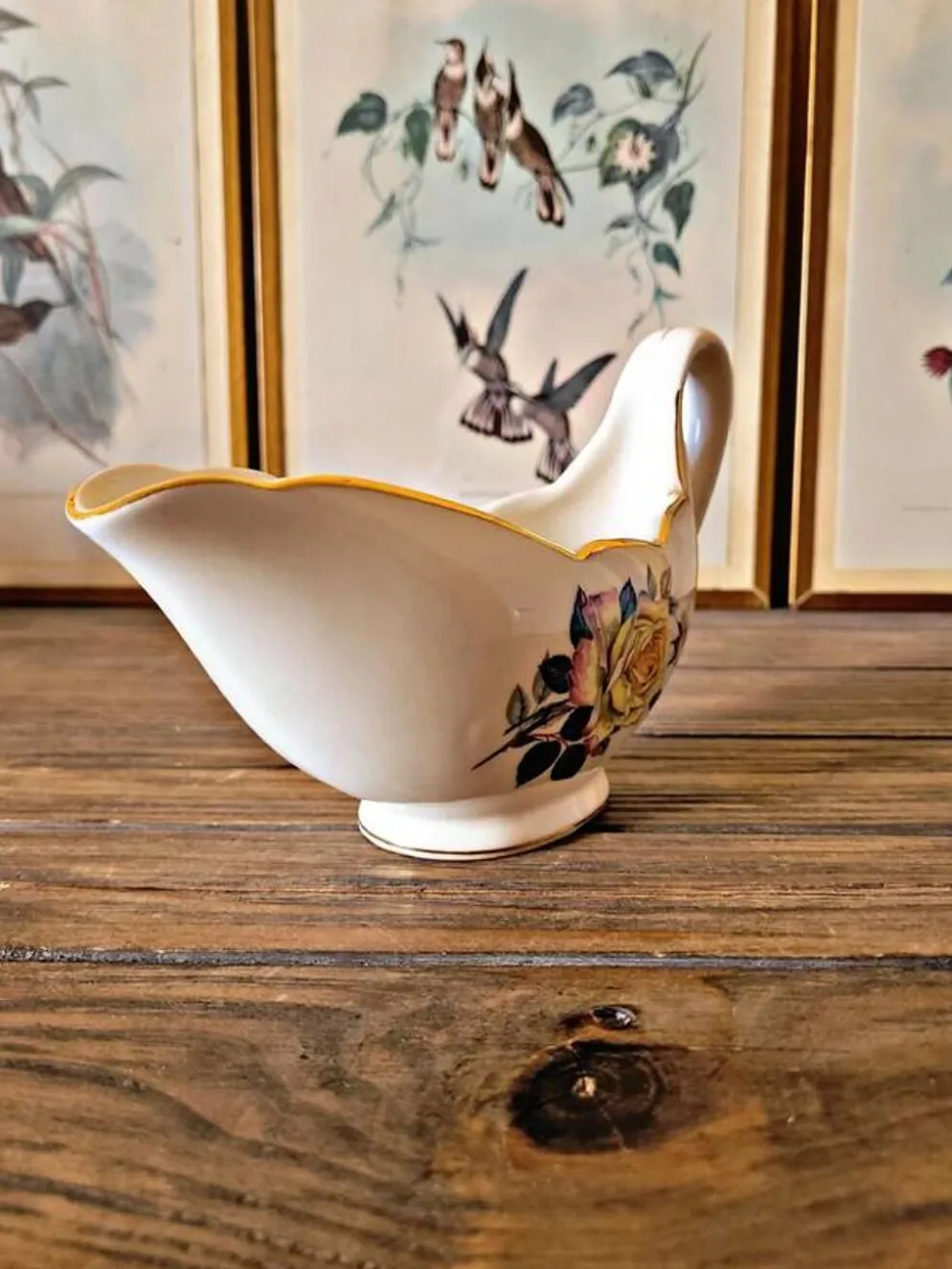 Saucière Gien Gardanne, roses couleur jaune, faïence vintage française
