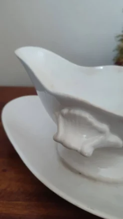 Saucière Gien porcelaine blanche opaque