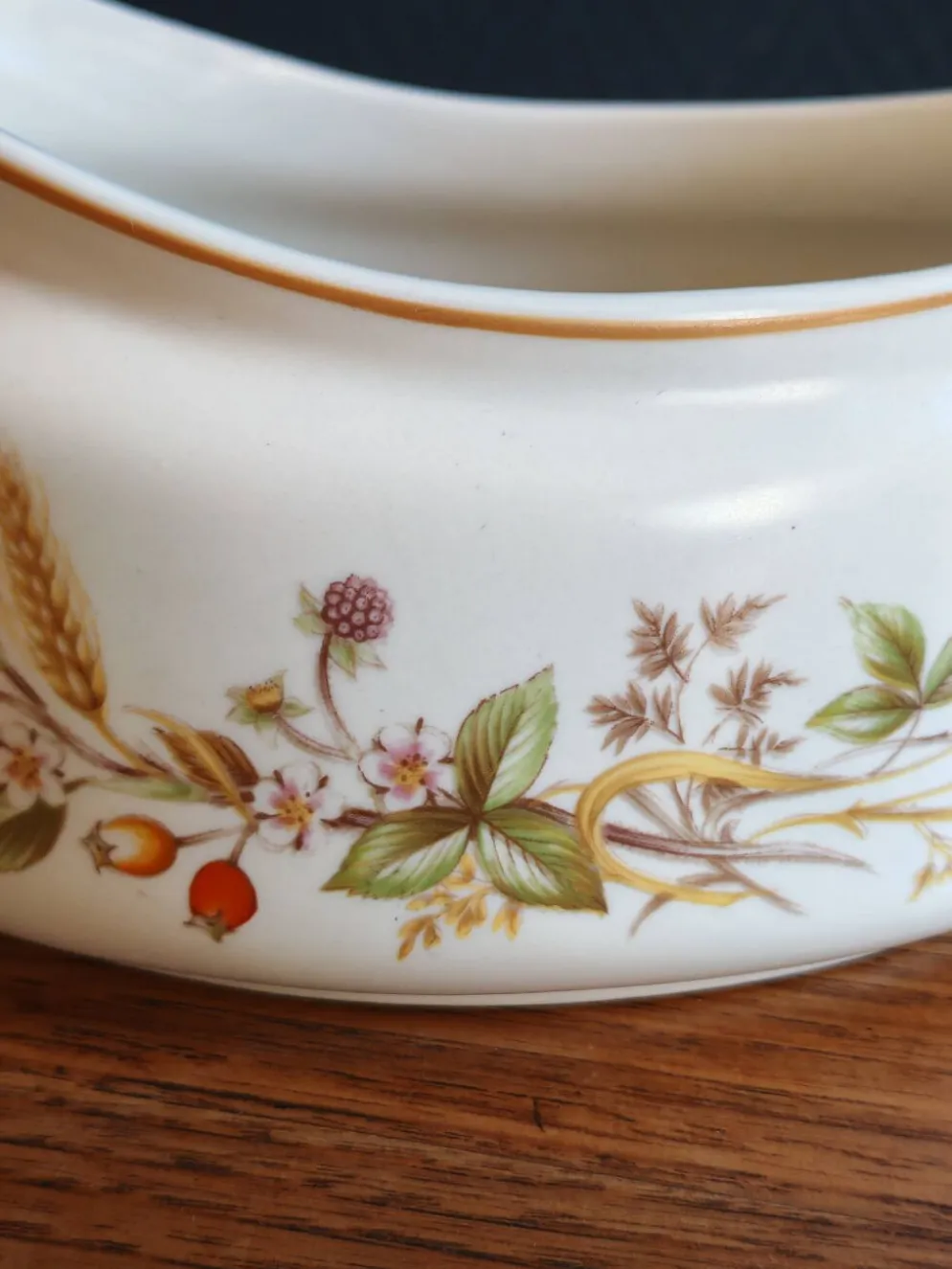Saucière "Harvest 1418" en porcelaine anglaise