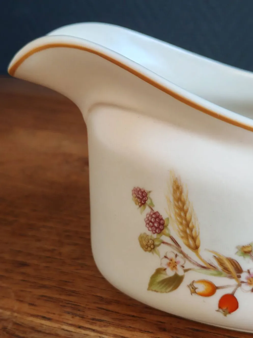 Saucière "Harvest 1418" en porcelaine anglaise
