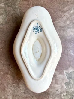 Saucière Longwy en terre de fer bleue, service "Chartres"