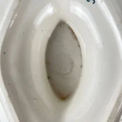 Saucière Longwy fin XIXe "Ycho" , terre de fer bleu