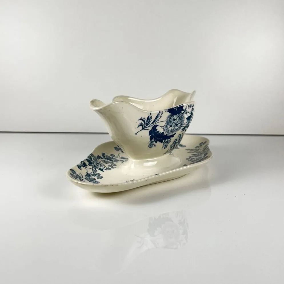 Saucière Longwy fin XIXe "Ycho" , terre de fer bleu