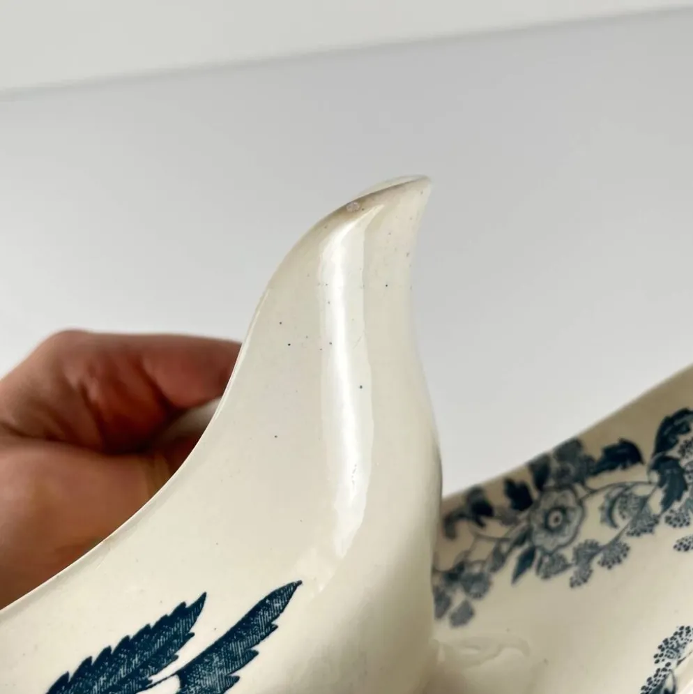 Saucière Longwy fin XIXe "Ycho" , terre de fer bleu