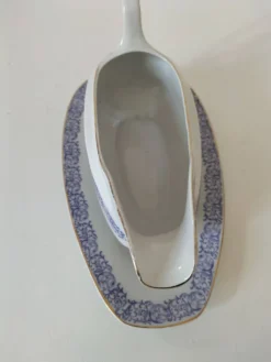 Saucière porcelaine Bavaria H.J.Co parme 1920–30