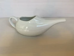 Saucière porcelaine blanche ancien biberon