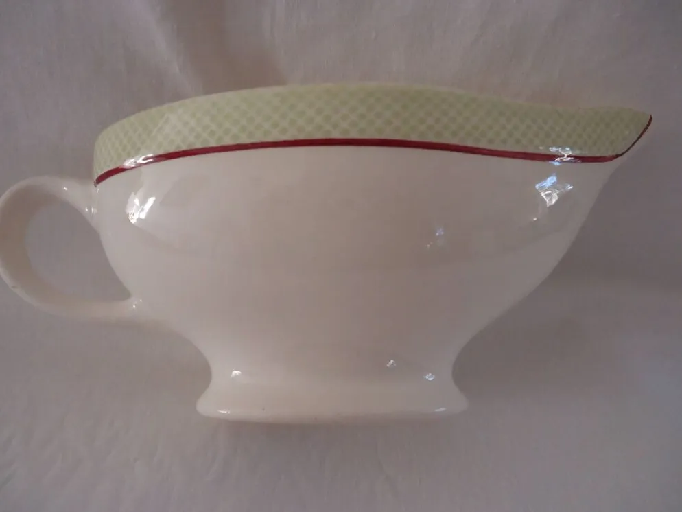 Saucière porcelaine de Salins