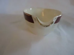 Saucière porcelaine opaque digoin sarreguemines modèle pasteur