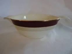 Saucière porcelaine opaque digoin sarreguemines modèle pasteur