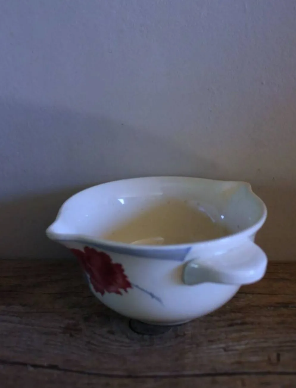 Saucière Rose rouge feuillage bleu Antinea Sarreguemines Art déco