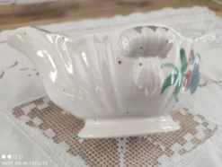 Saucière salins france en faïence mouchetée décor foral bleu clair