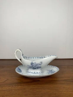 Saucière Sarreguemines U&C modèle Flore, XIXème s