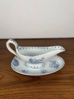 Saucière Sarreguemines U&C modèle Flore, XIXème s
