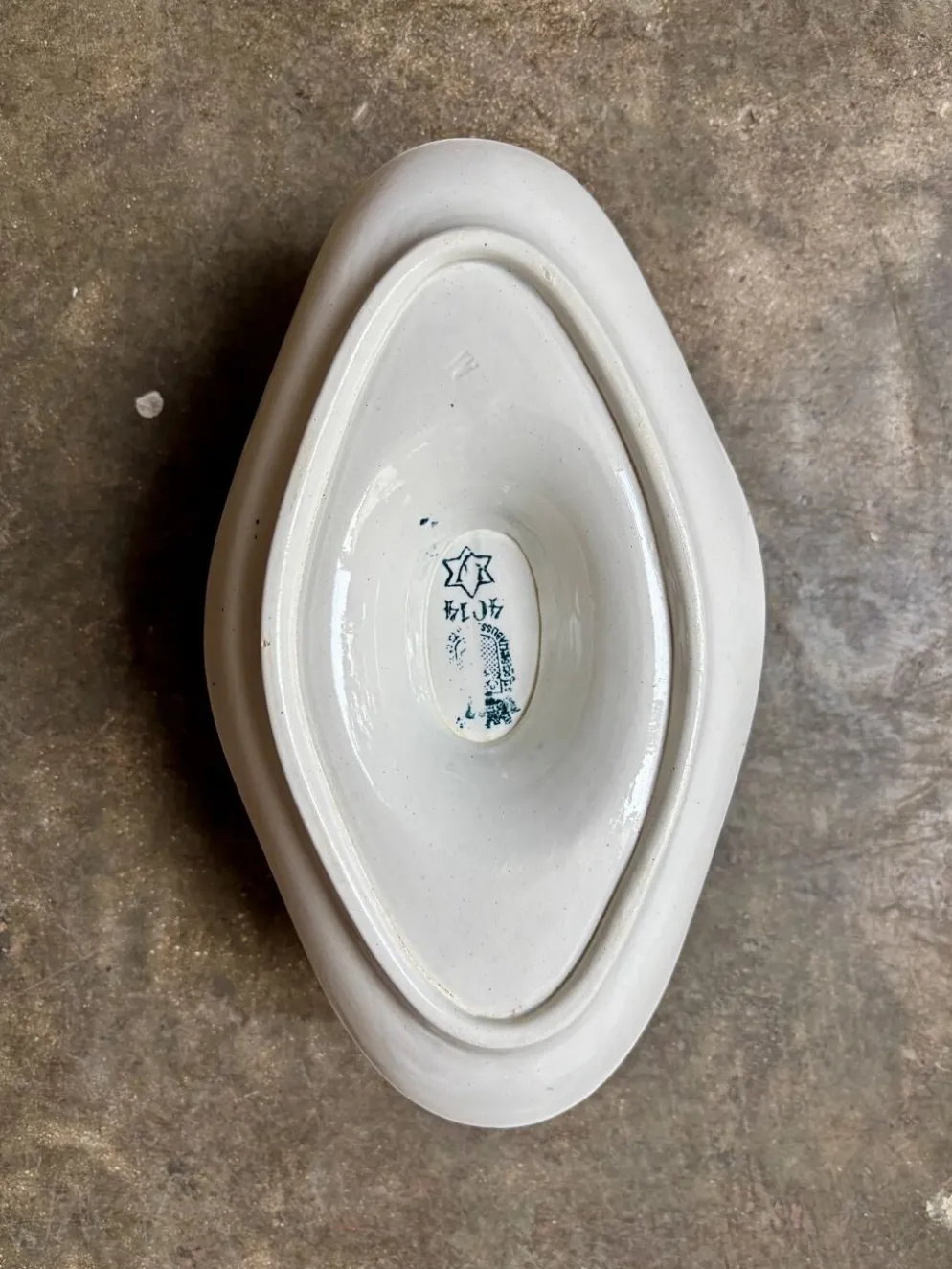 Saucière St Amand en terre de fer bleue