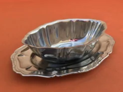 Saucière sur dormant