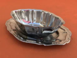 Saucière sur dormant