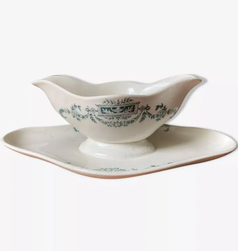 Saucière terre de fer ancienne