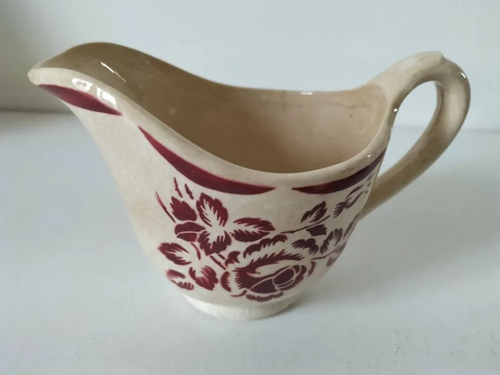 Saucière terre de fer ancienne