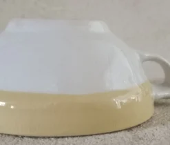 Saucière terre de fer années 1950-1960