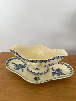 Saucière terre de fer « Chardon » signée GIEN