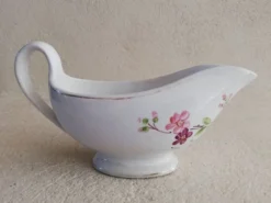 Saucière terre de fer motif fleuri