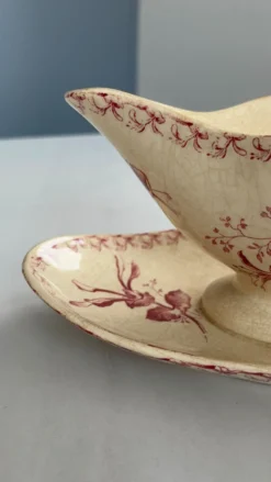 Saucière terre de fer rouge Gien modèle chèvrefeuille - terre de fer p